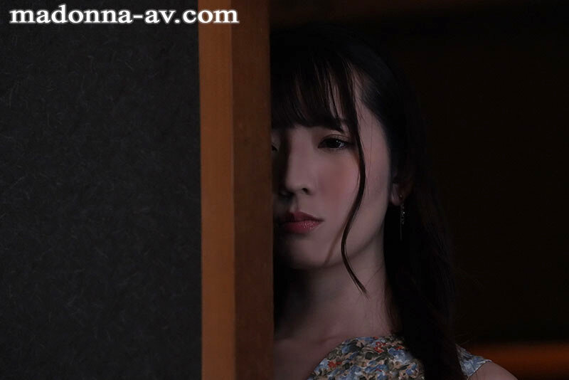 小花のん(小花暖)作品JUR-111发布!真的没风俗经验吗!?被暗中调查的「诱惑F奶美人未婚妻」!