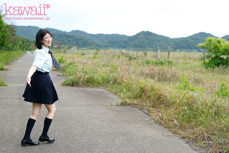 当真纱罗(CAWD-893)性经验只有1人的短发正妹！她一出道就被吉村卓中出！