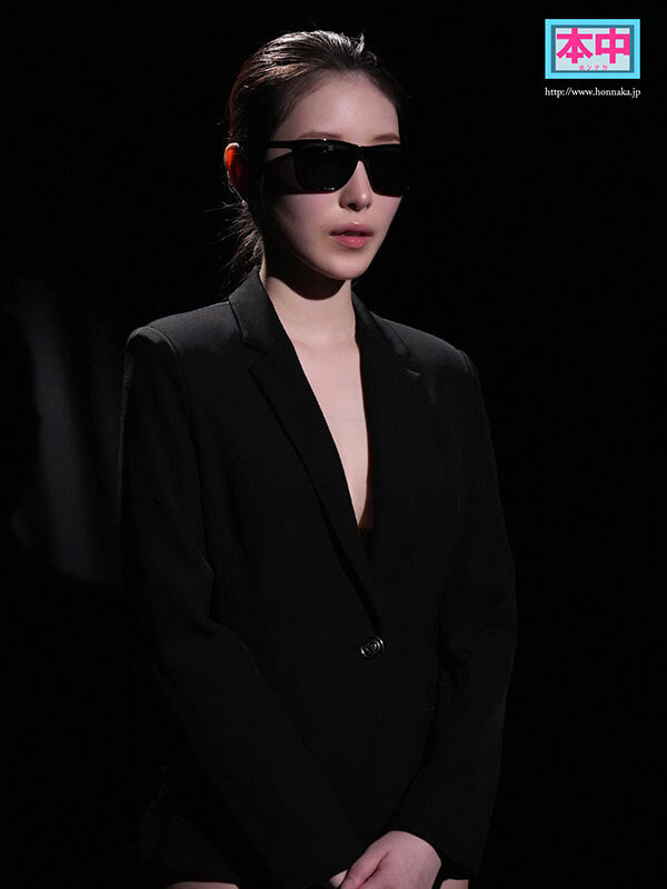 (HMN-776)恶搞世界奇妙物语！香水じゅん(香水纯)演出五个荒淫的故事！