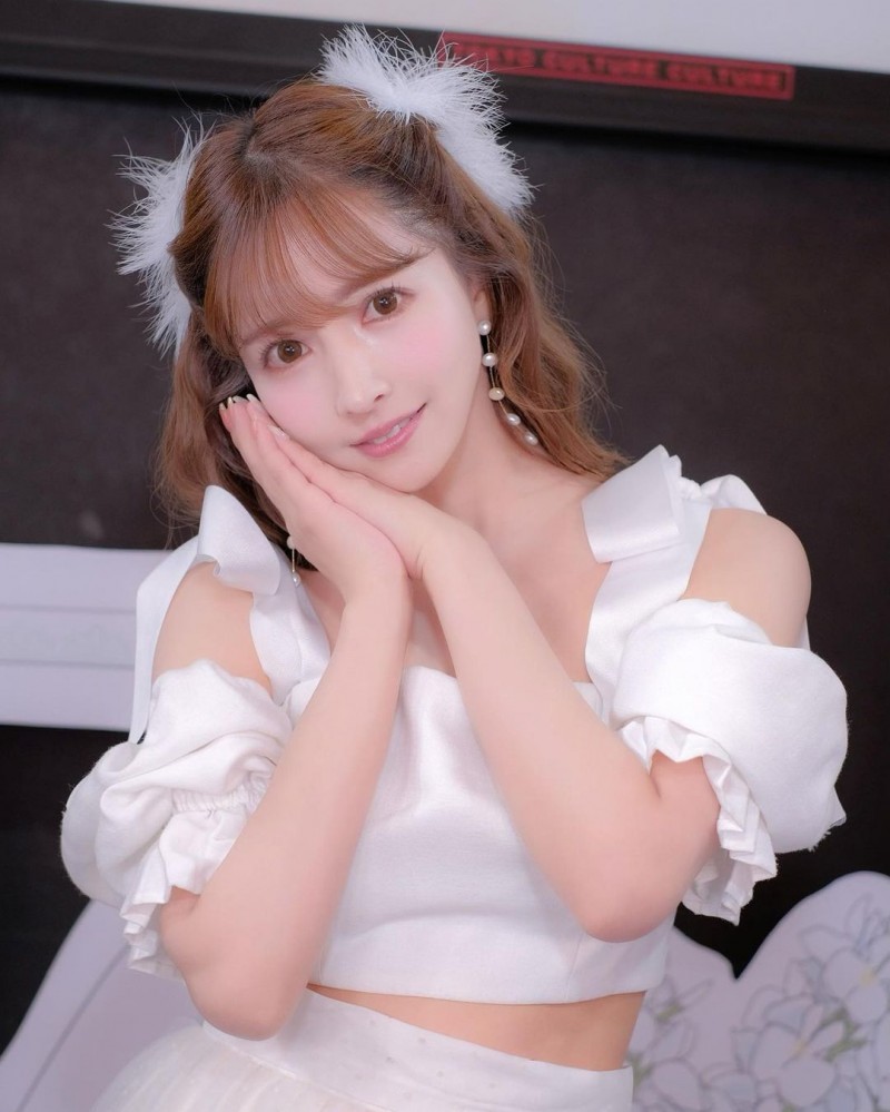 【美天棋牌】「三上悠亚」出道七周年!「性感爆乳」送粉丝福利,宣布自立门户当老板!【EV扑克官网】 【美天棋牌】「三上悠亚」出道七周年!「性感爆乳」送粉丝福利,宣布自立门户当老板!【EV扑克官网】