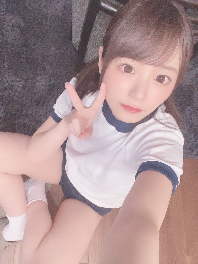 日向日影(日向ひかげ)出道作品番号及封面,日向日影个人简介