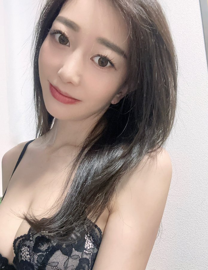 苍山爱奈(蒼山愛奈)出道作品番号及封面，苍山爱奈个人简介