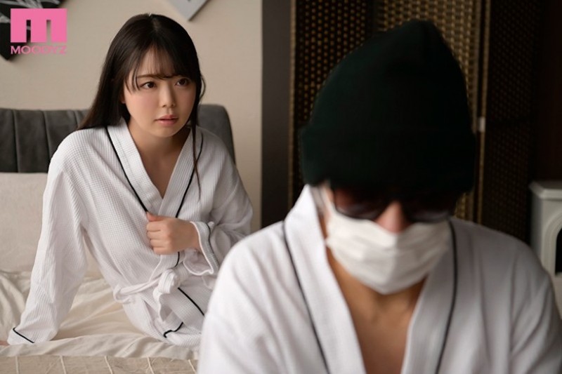 百瀬あすか(百濑飞鸟)作品MIAA-413发布!在爸爸活APP发现女儿好友,变装与她见面…再中出了一番!