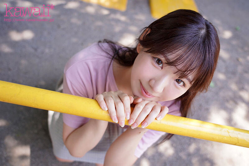 水川夏希(CAWD-923)不拿麦克风拿鸡鸡!为了当主播禁欲三年半的她决定拍A片!