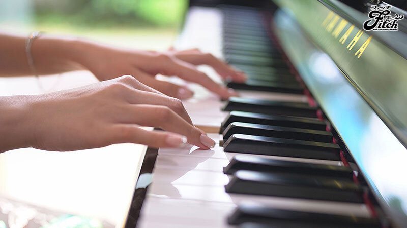 早濑堇(DEAB-006)拿下销售冠军的天才钢琴家竟是AI生成！她的本体女优会是？