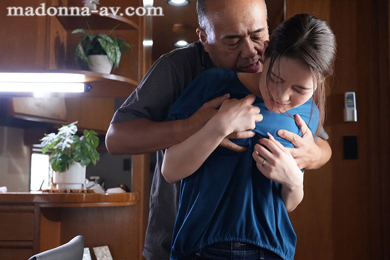 [JUR-603]因为条件太好了⋯ 所以凉菜波美连续两片中出解禁？