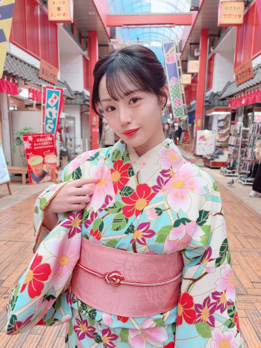 神木彩第一部作品番号及封面,神木彩个人简介