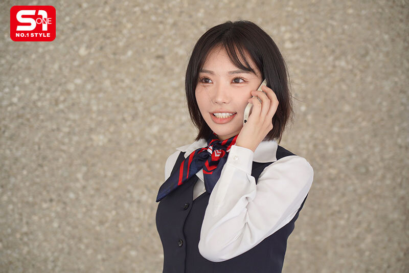 音無鈴(音无铃)作品SNOS-062发布！在VIP室任何命令都完全同意的美乳空姐，各种重口味调教都OK