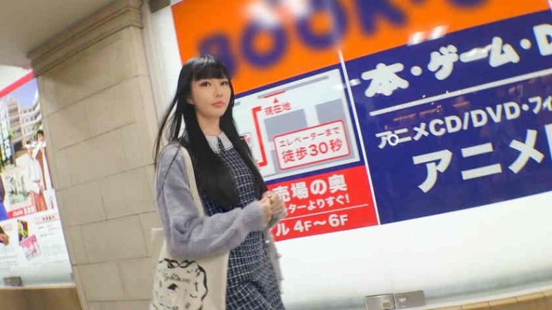 200GANA-2218新宿站寻找搭讪素人