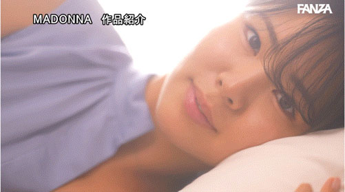 番号(JUR-611)七瀬川遥 「诱惑短发人妻」火辣出道，和丈夫旅行时偷跑出来拍片…