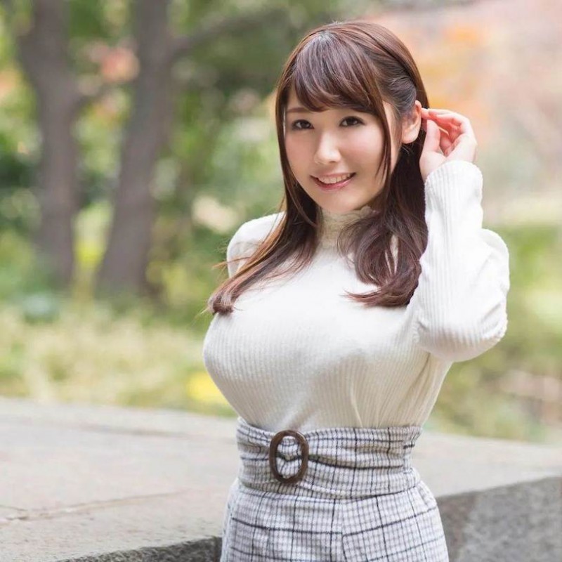 最新推荐!超实用I奶可爱正妹《雾岛樱》精选作品介绍……