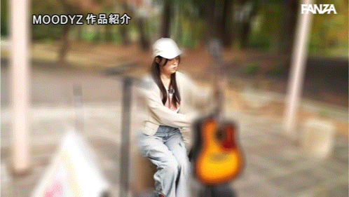 (MIFD-724)实在太穷了！街头歌手「白宫萌」牙一咬就拍A片惹！