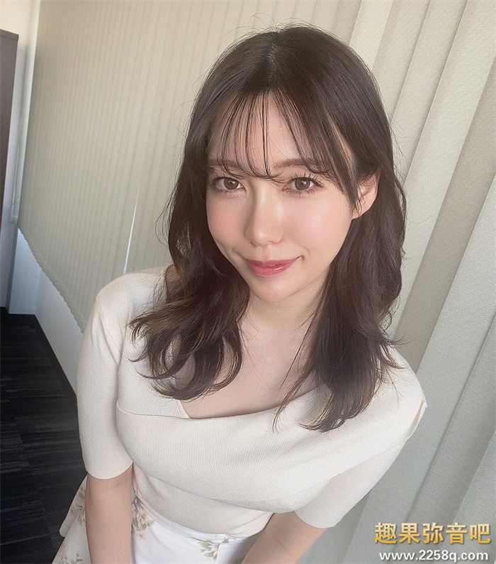 [IPIT-035]保健室里的美艳校医 杂志写真的超辣麻豆美河奈央（美河ナオ） IP社一片为限逸材出道