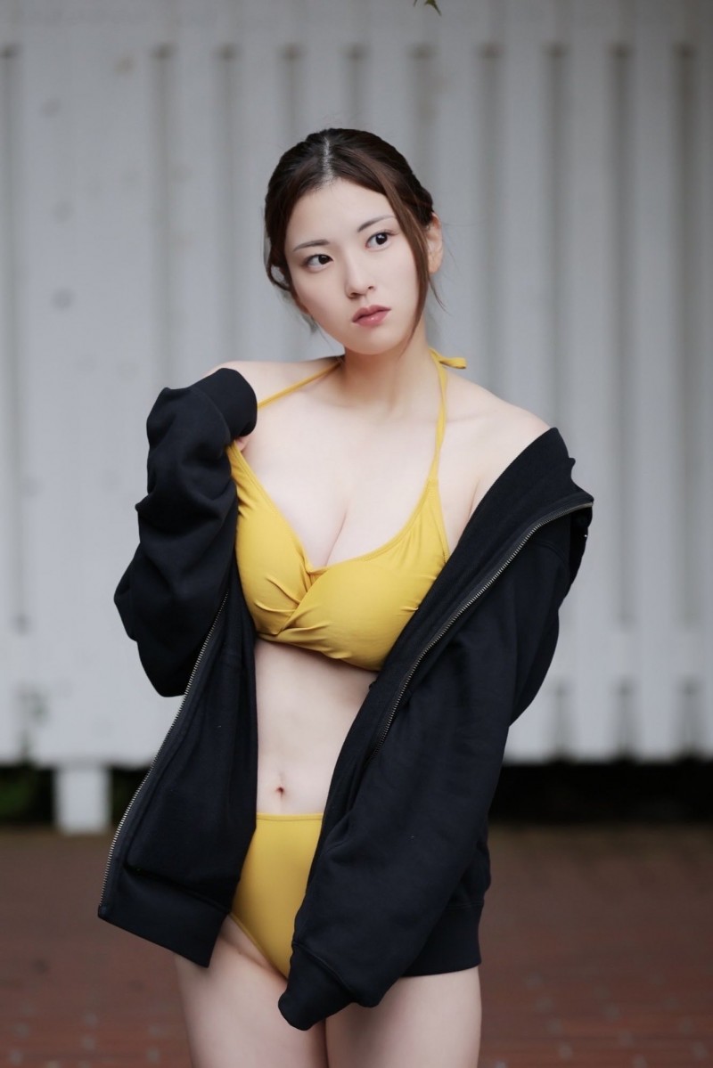 她改名为白木圣菜了！WHY？