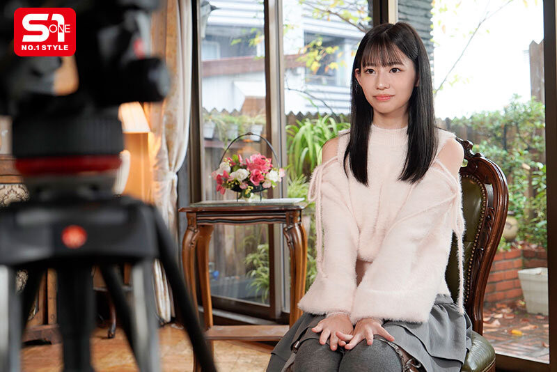 早坂奏音作品SNOS-186发布！初体験３本番！他的美好BODY要被污染了！