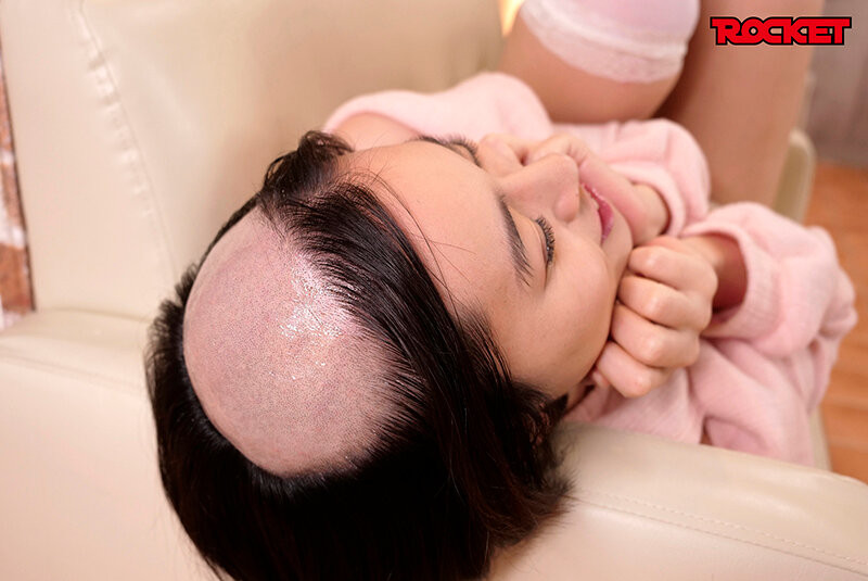 平泉环奈(RCTD-731)不只被剃光头⋯她还被无止境地羞辱!