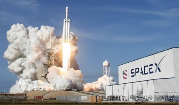 SpaceX股价跌破首日开盘价 市值缩水至1.95万亿美元