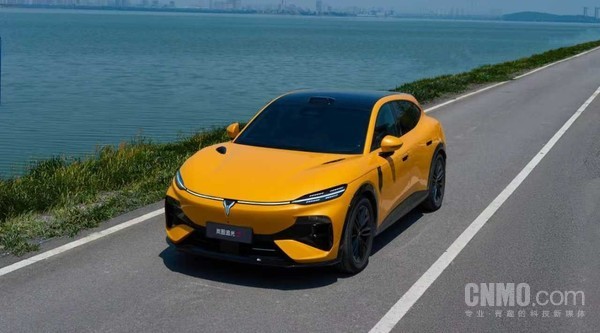 岚图追光S 岚图追光S内饰配色公布 三种颜色可选 7月下旬开启预售